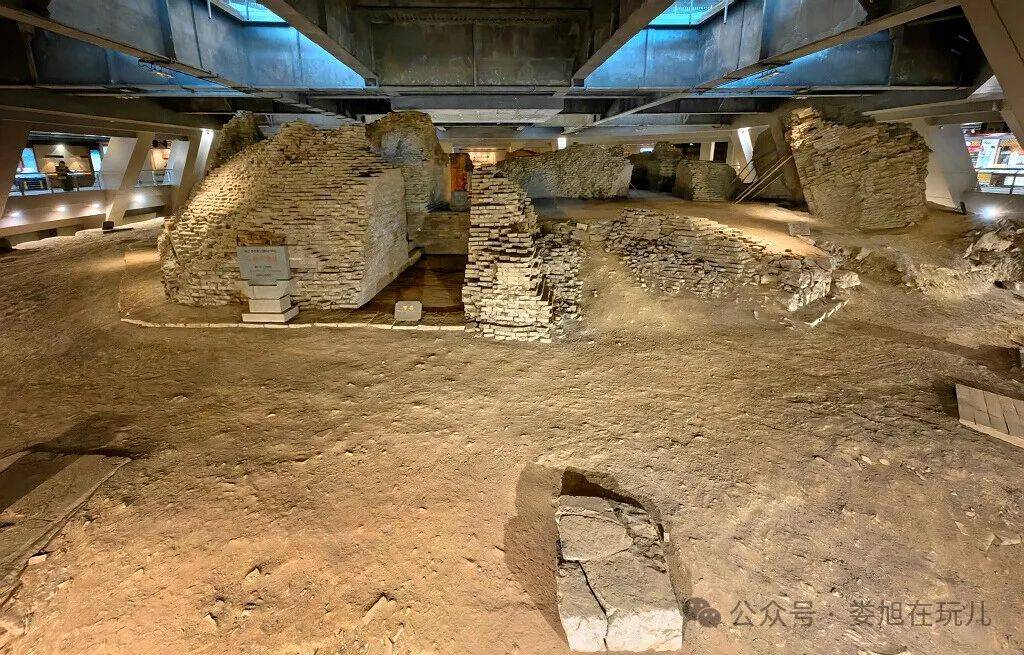 地宫清理出大量无比珍贵的文物这些宝贝收藏在浙博专馆中雷峰塔出土的