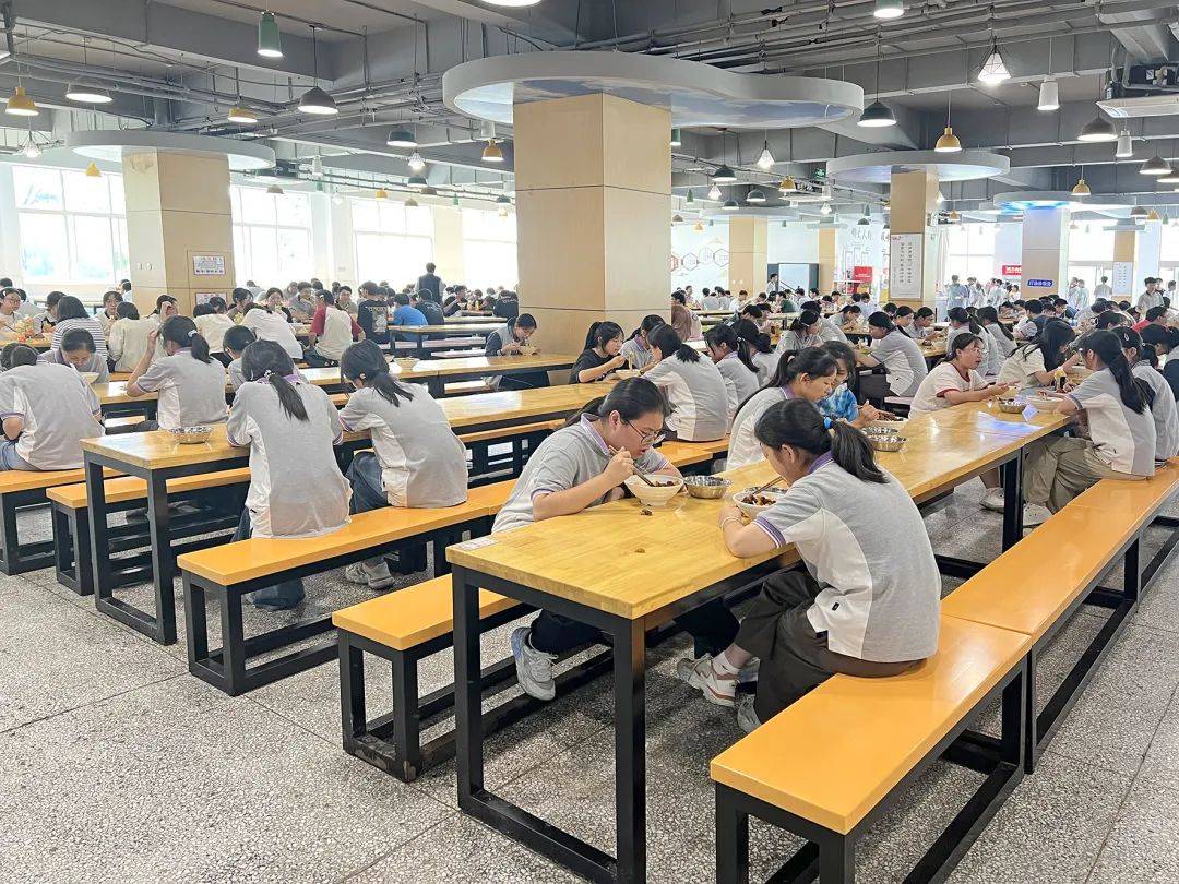 陇东学院 食堂图片