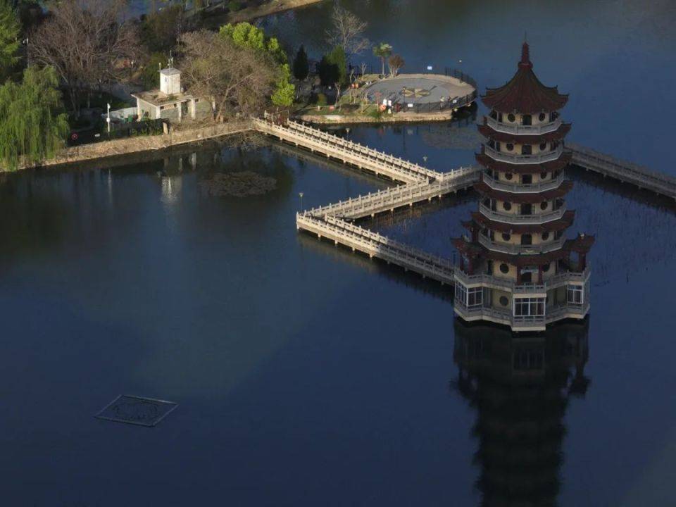 万科锦绣湖山：现象级红盘的心奢酒店式生活(图15)