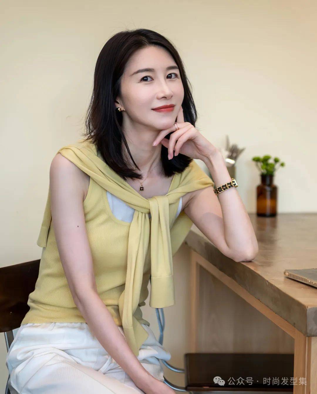 发型_显得_线条