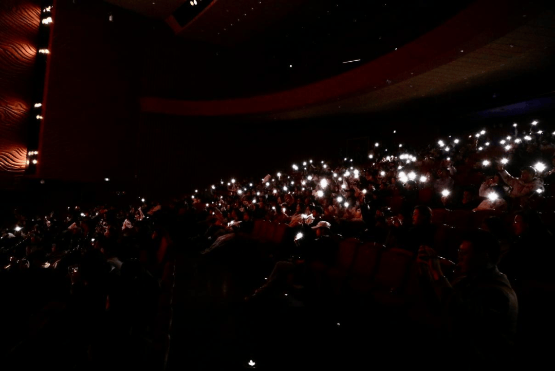 "金金满堂"卢鑫领衔相声新势力全国巡演,10月19日相约鲅鱼圈大剧院!