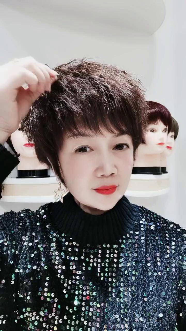 假发一起向上吧 ef时尚假发 假发设计师阿兰老师