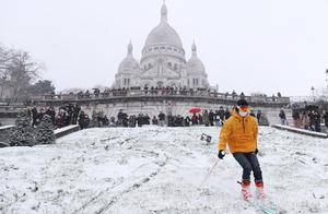 雪量太少 滑雪旅游业面临生存困境