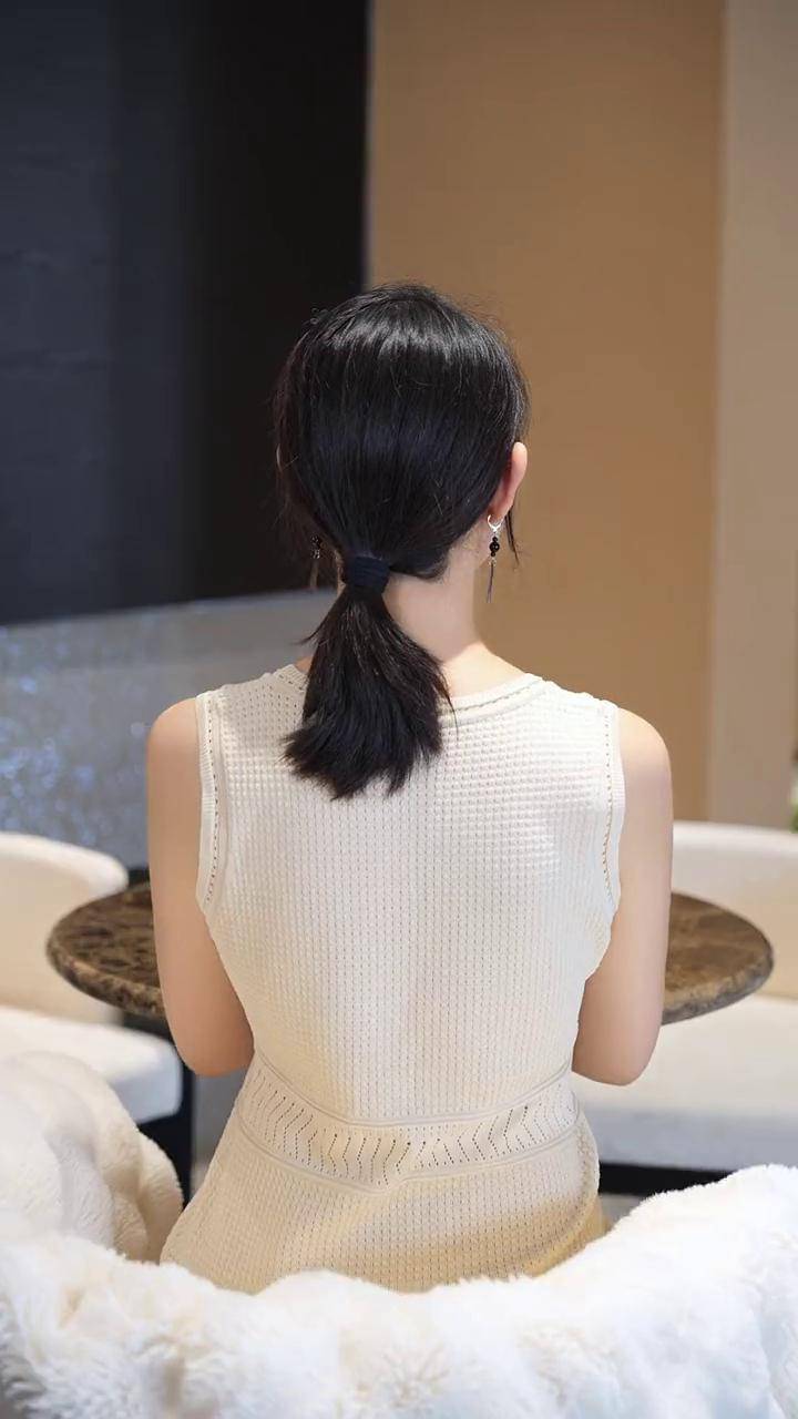 好看的发型就是这么简单 假发马尾发型美出高级感