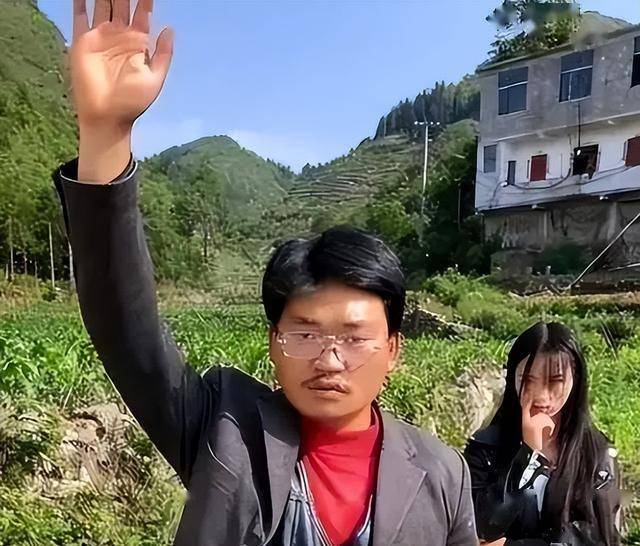 9%,"小岳岳"街头卖唱,网友集体喊话岳云鹏快来认亲_王宝强_张成楚