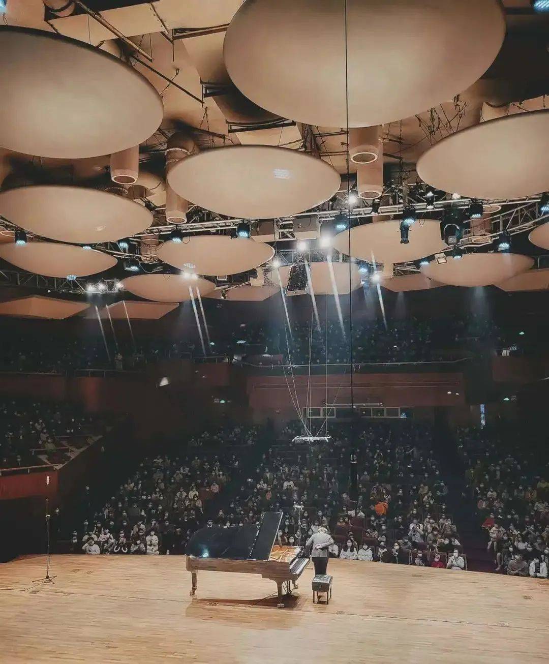 饶灏全肖邦作品音乐会,来一场夜晚的骑行!_波兰_肖赛_钢琴