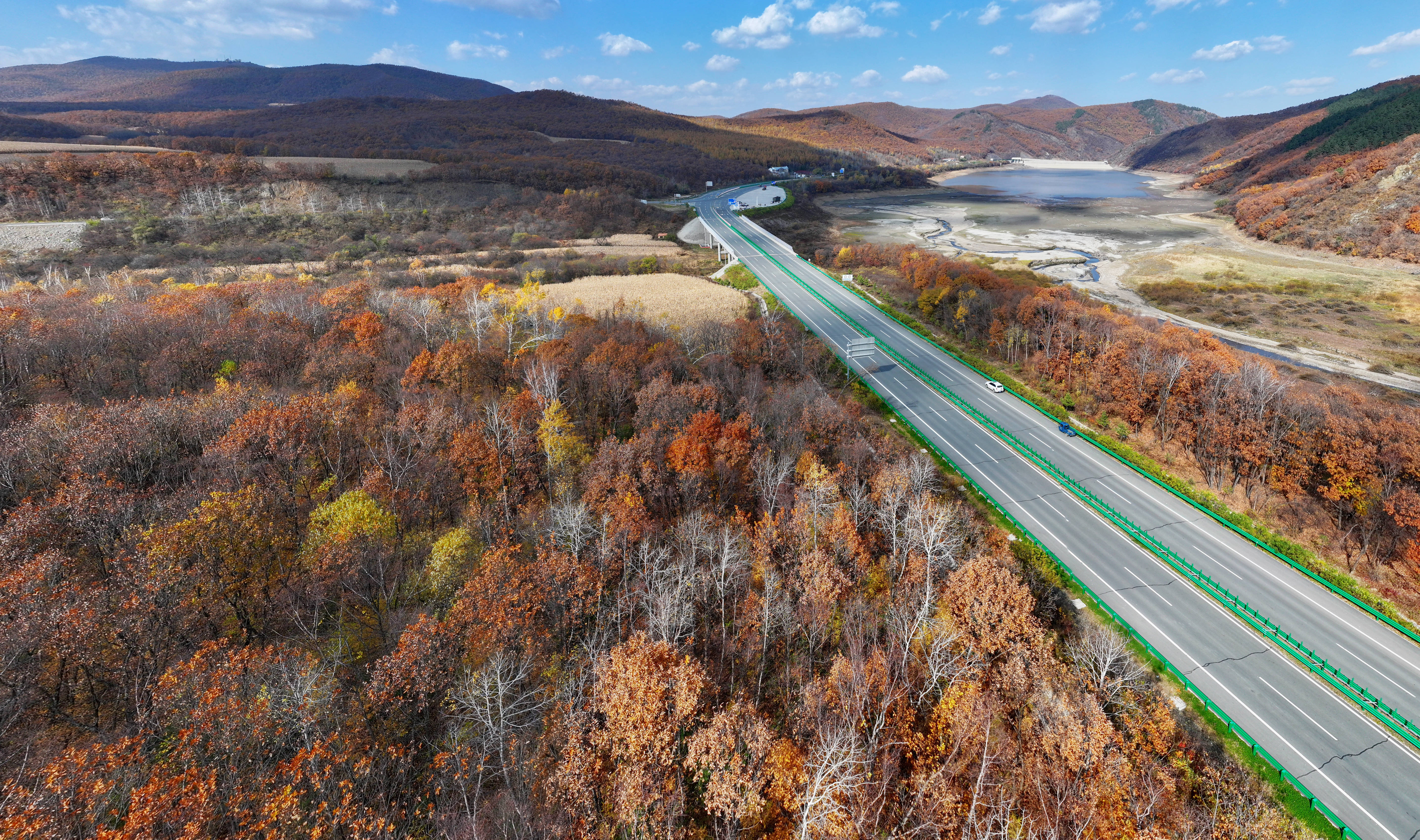 "醉美331"通往诗和远方