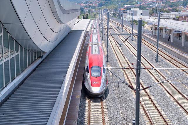 雅万高铁正式开通运营一周年