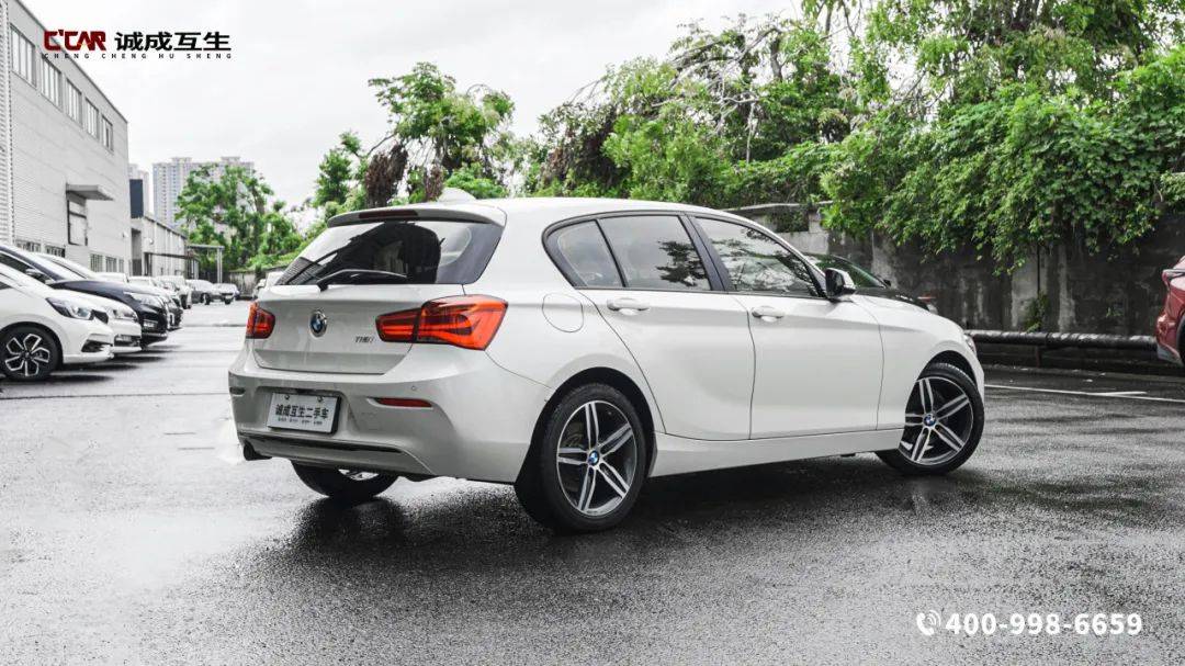 【宝马1系(进口) 118i 运动设计套装】