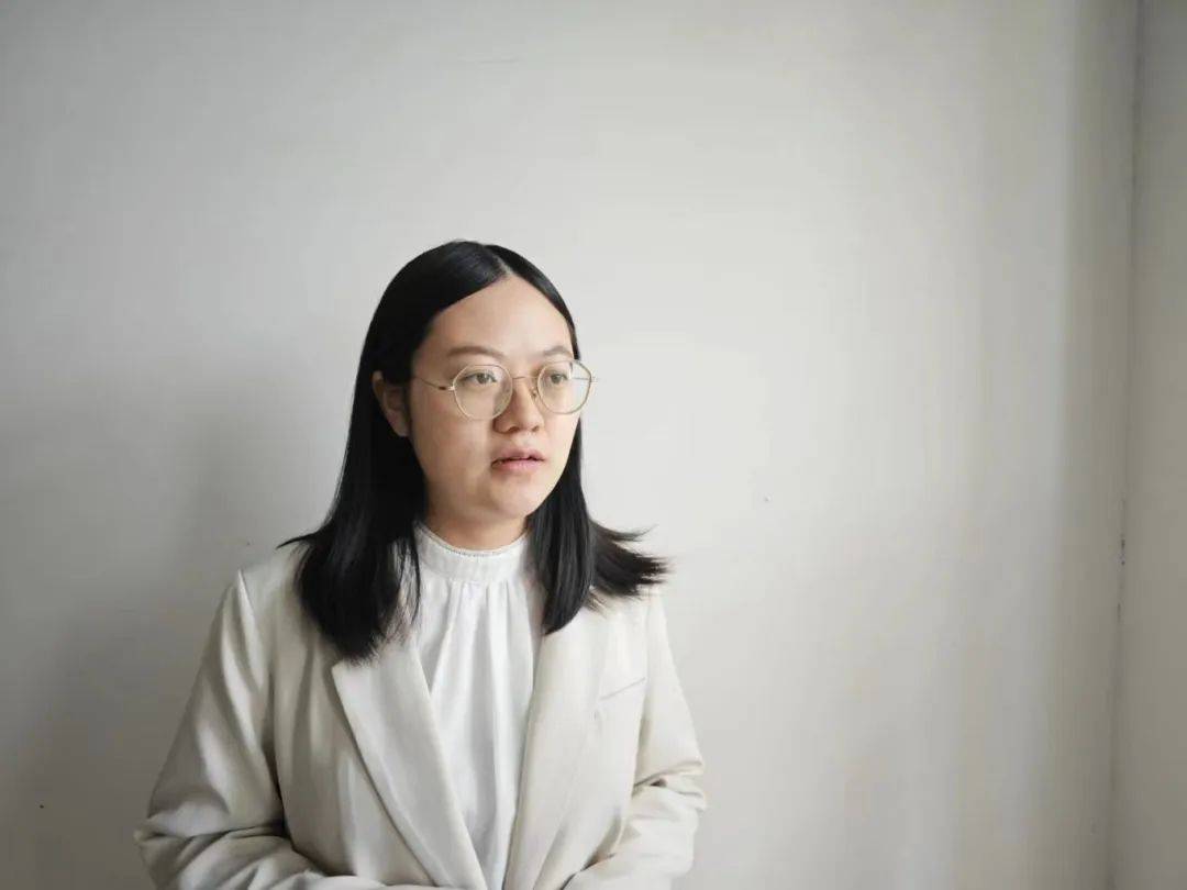 巨天律师事务所杨晓楠律师提醒:在购买车辆时核实拟购买车辆是否有