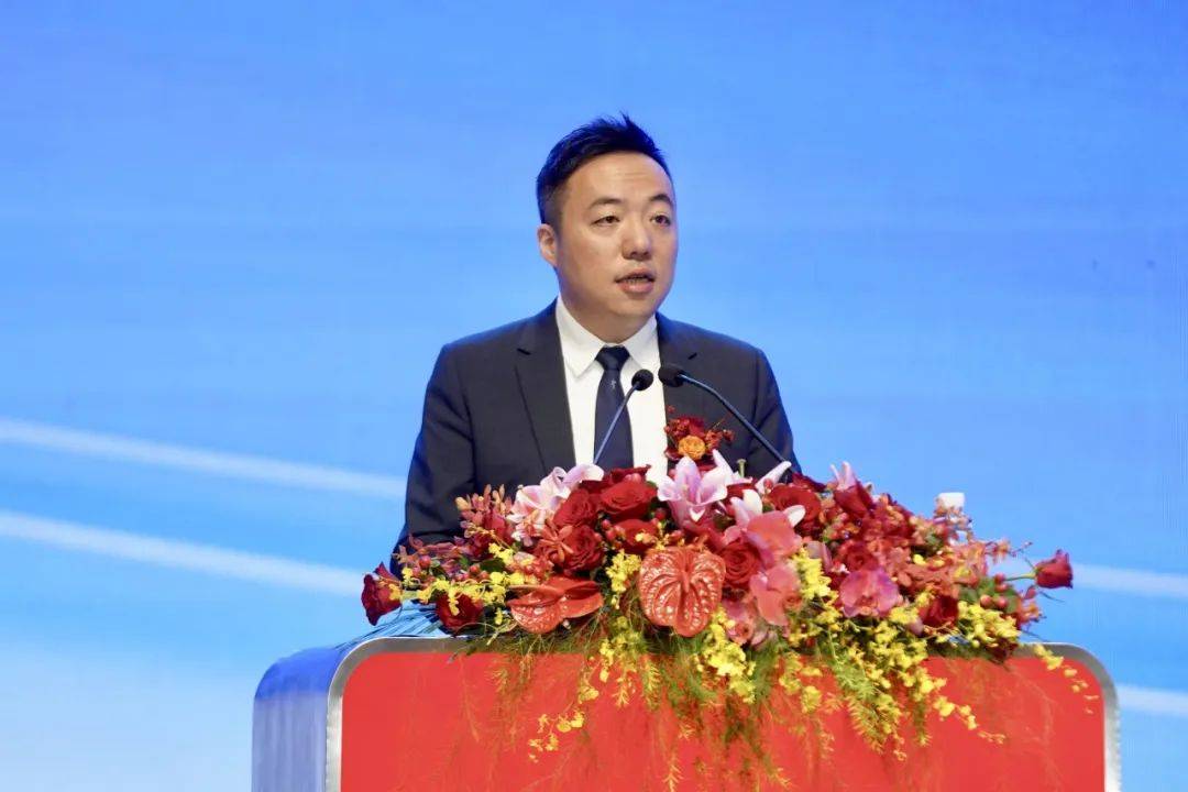 展望未来,振石控股集团总裁张健侃表示,振石将不断深