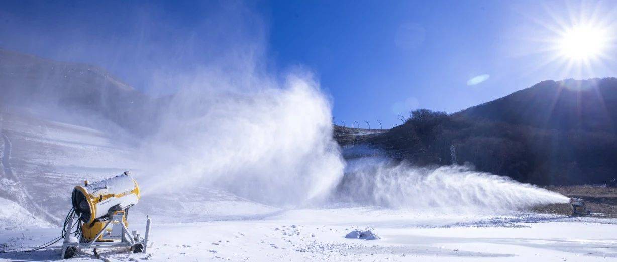 新雪季倒计时!“雪飞燕”开启“造雪”模式——_延庆_高山滑雪_团队