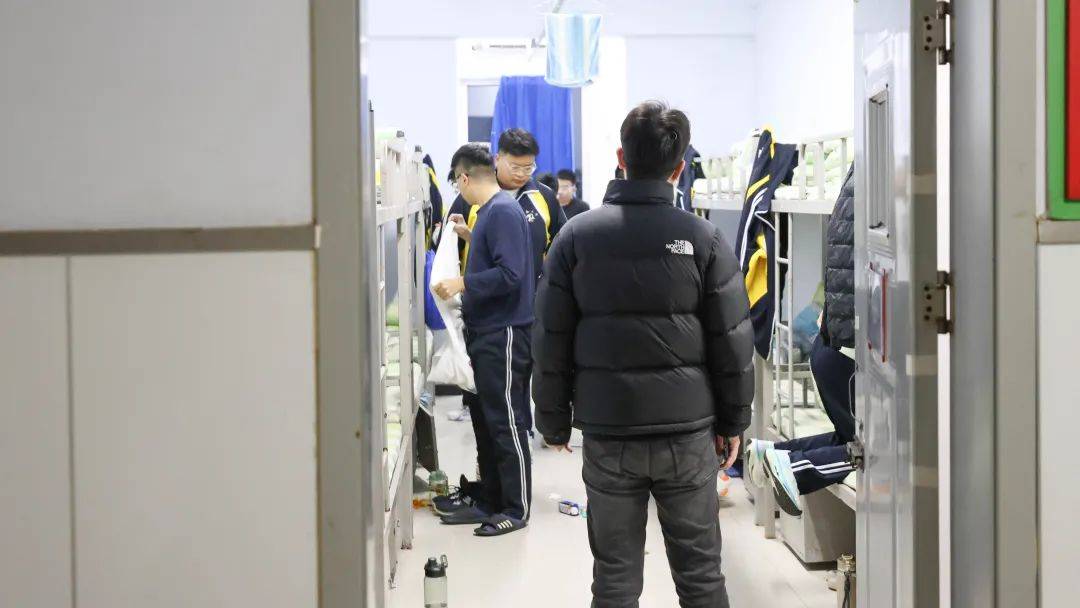 最低2℃,滨湖志臻多措并举温暖守护!学生纷纷点赞:暖暖的,超贴心!