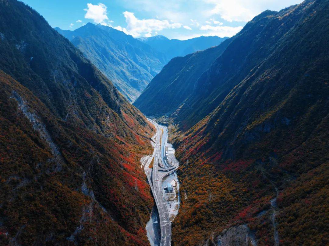 江油九寨沟自驾(江油到九寨沟跟团游)