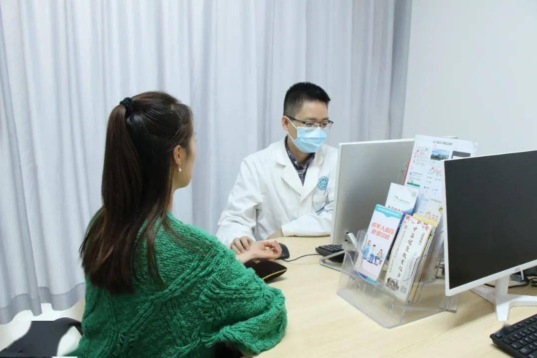 诊量达300余次07成都天府新区邓氏骨科医院邓氏骨伤疗法是天府新区获