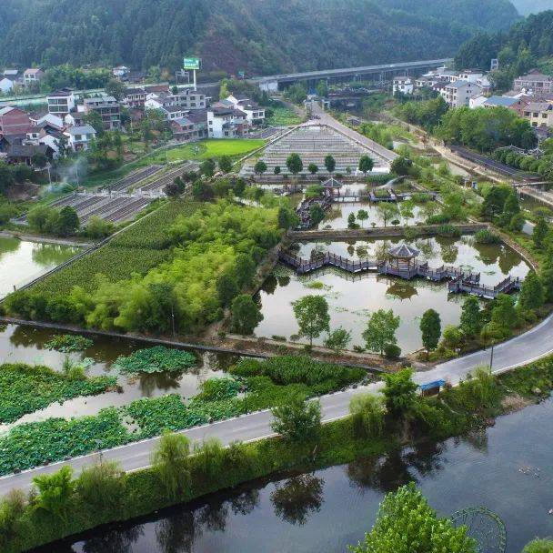 颇洞美村景区苗年特惠盛宴来袭!