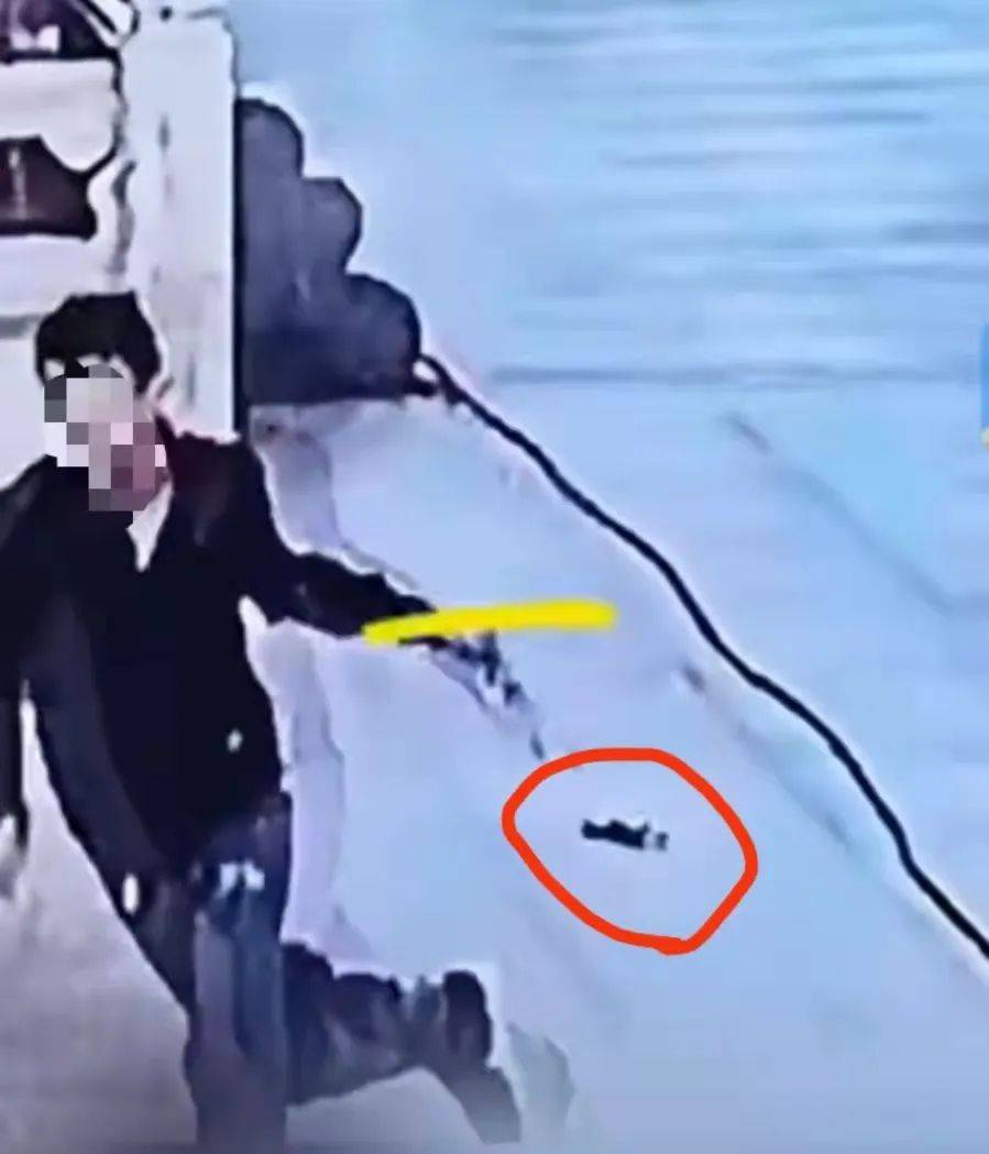 3名男子偷功德箱遗落手机,寺庙师傅:不追究,回来拿吧! 3名男子偷功德箱遗落手机,寺庙师傅:不追究,回来拿吧!