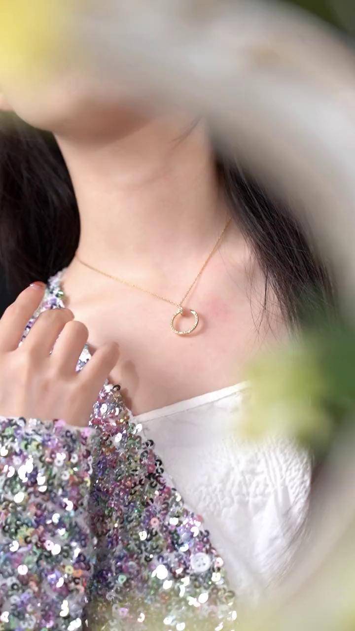 满钻钉子项链,精致有设计感首饰分享 珠宝首饰 戴出了高级感 项链