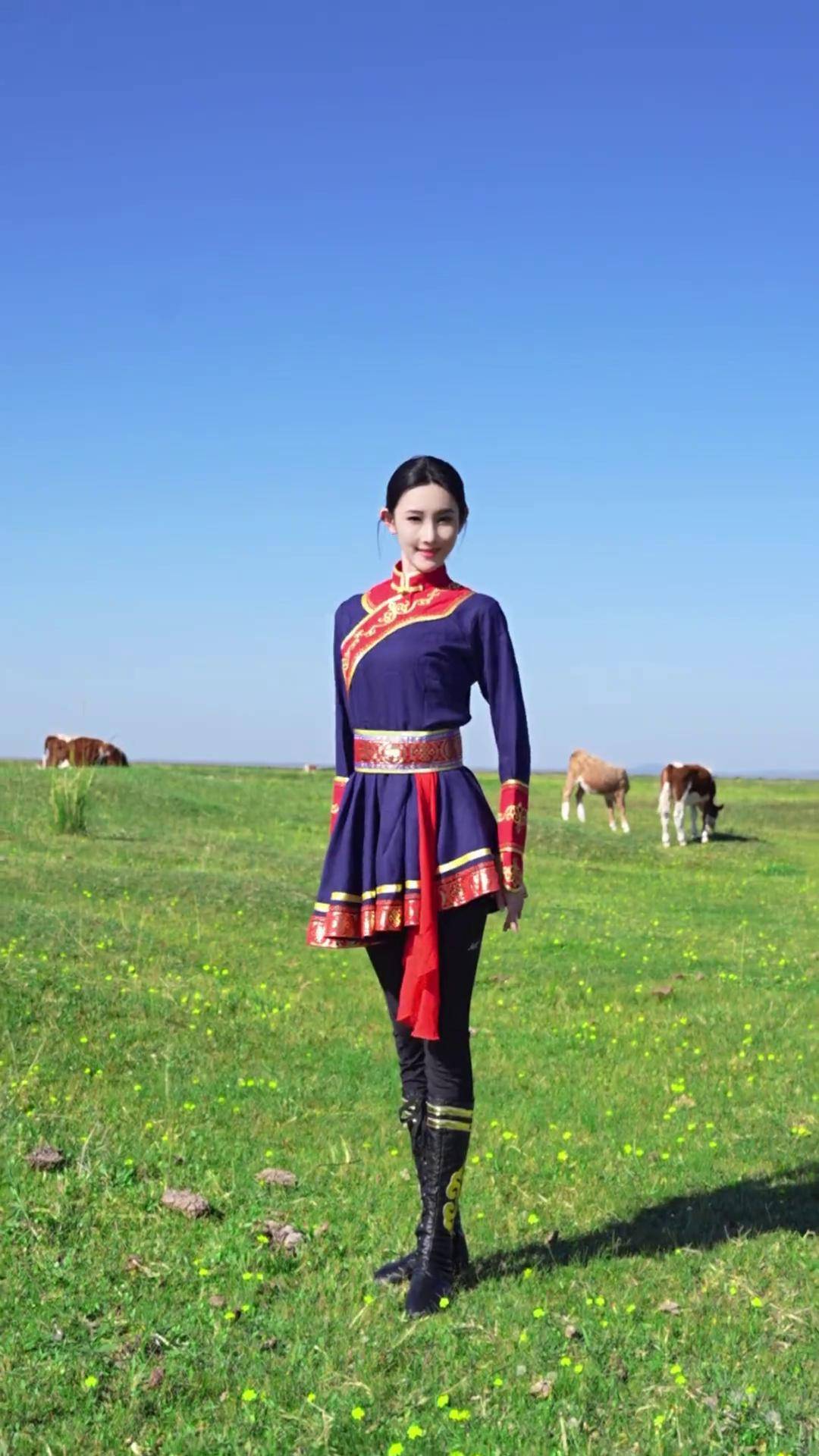 草原舞蹈抖音=草原舞蹈抖音背景音乐