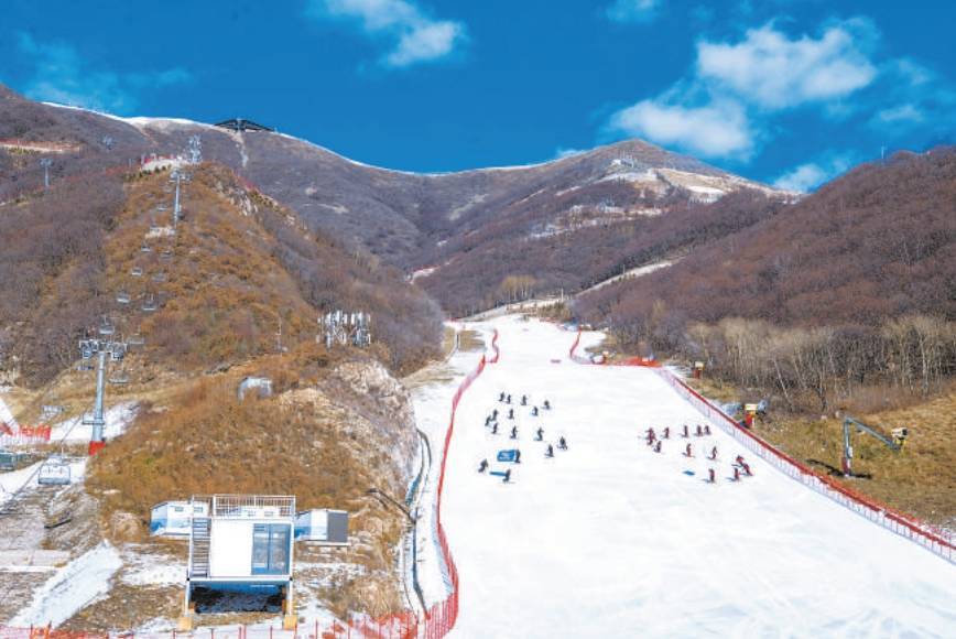 国家高山滑雪中心如火如荼地进行