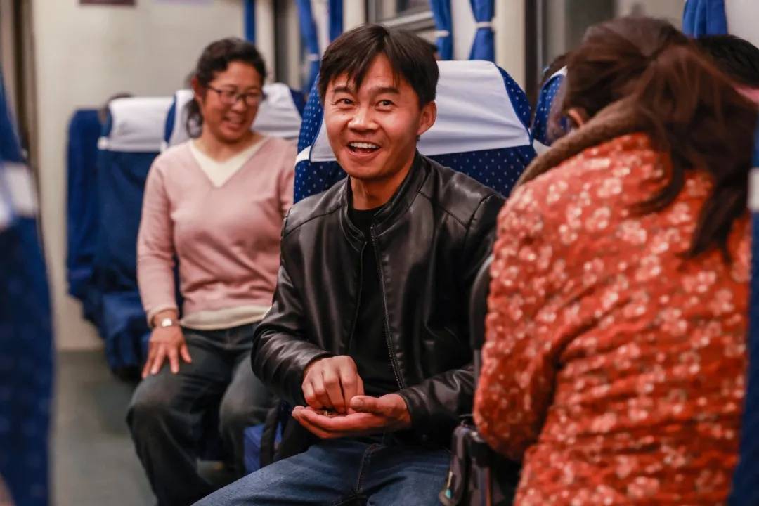 这趟北京始发的绿皮车站站停,但旅客都说好—— 这趟北京始发的绿皮车站站停,但旅客都说好——