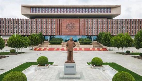 南开大学认定潍坊昌邑市文山中学为“优秀生源基地”