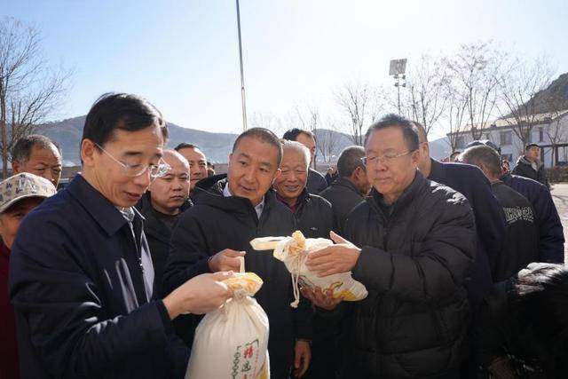 临县三交镇枣疙瘩村图片