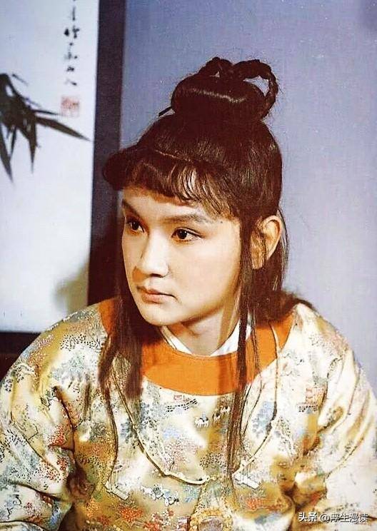 《红楼梦》第十七回导读:一帮大男人,包括贾政,迷失在怡红院