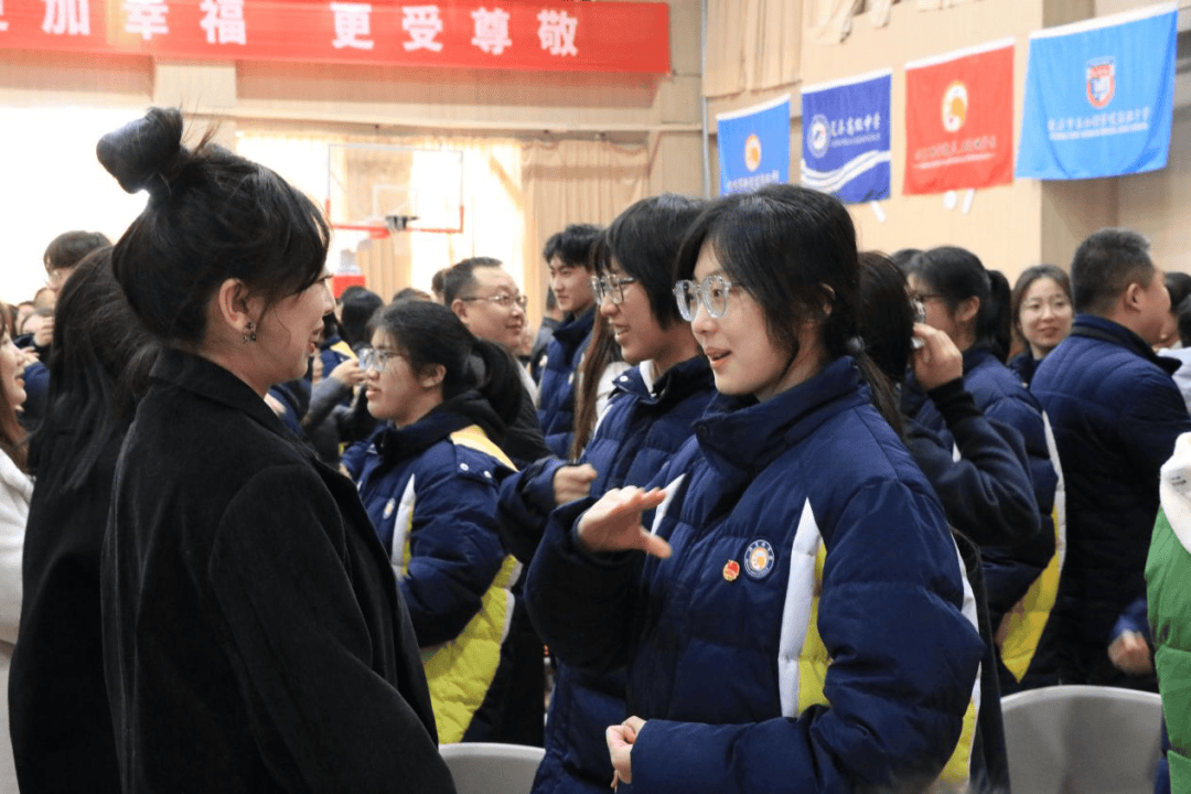 赢博体育官网“十八明志兴华夏 百日奋楫展风采”我市举办18岁成人仪式活动(图4)