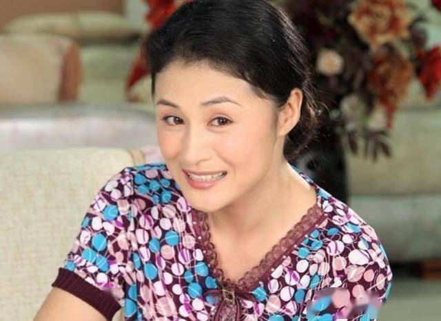 的影视作品,《水浒传》《书剑恩仇录》《策马啸西风》《大醉侠》等