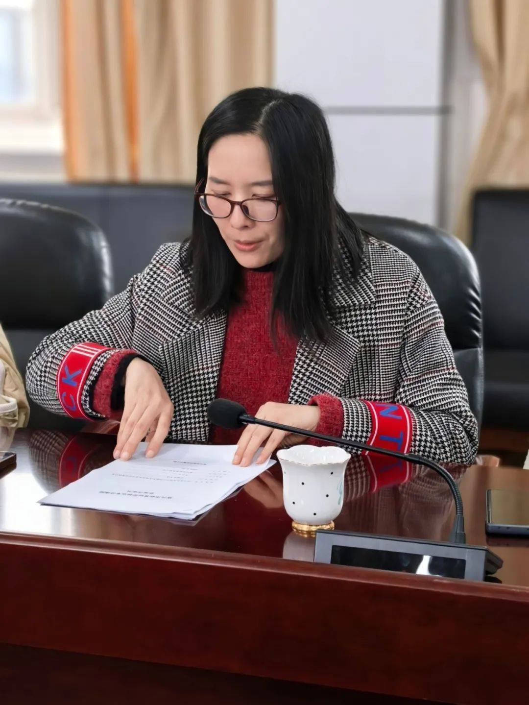 年度宜兴市教育科学规划专项课题集中开题论证活动_研究_科研_薛敏燕
