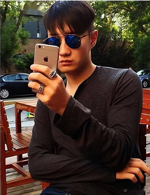 7年时间过去了,再看白百何,张爱朋的现状,估计和你想的不一样