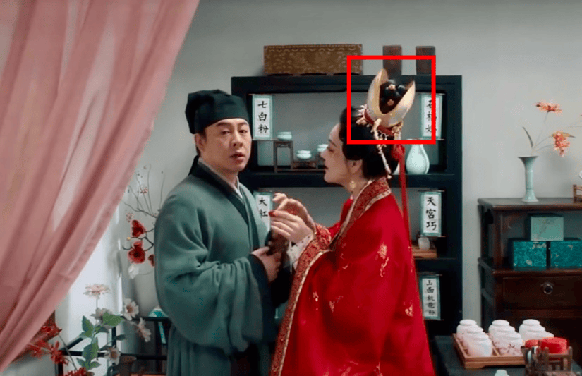 全网热议,张馨予的头上为什么要顶个“鸟窝”? 全网热议,张馨予的头上为什么要顶个“鸟窝”?