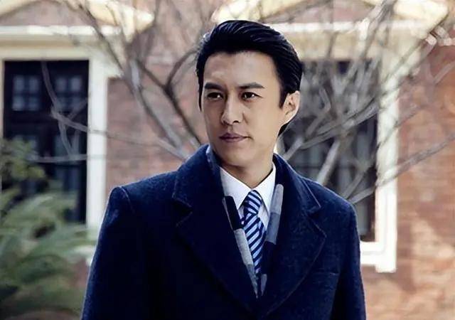 明明演技一般,却被捧成“老戏骨”,这八位演员终于现出原型了? 明明演技一般,却被捧成“老戏骨”,这八位演员终于现出原型了?