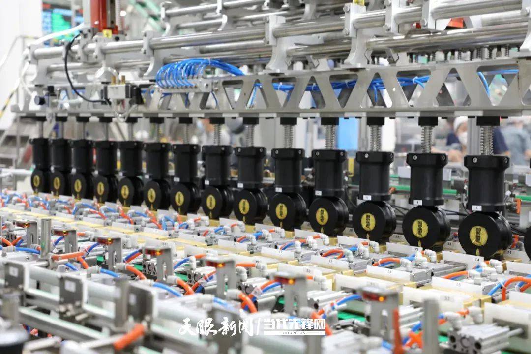 优结构强动kaiyun开云官网力贵州：加快构建现代化产业体系(图7)