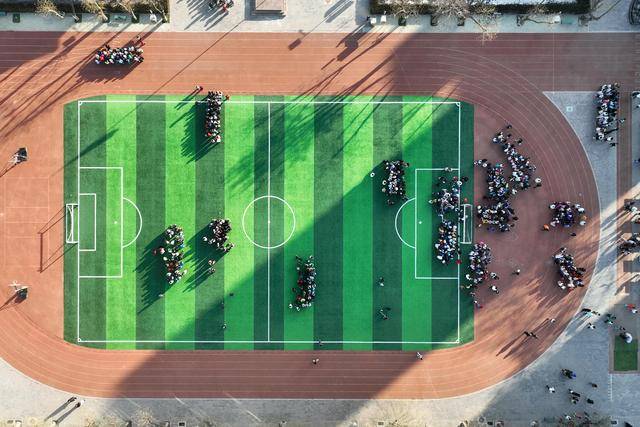 银川地震后有居民受谣言影响不敢回家过夜，官方部门提醒：不必过于紧张