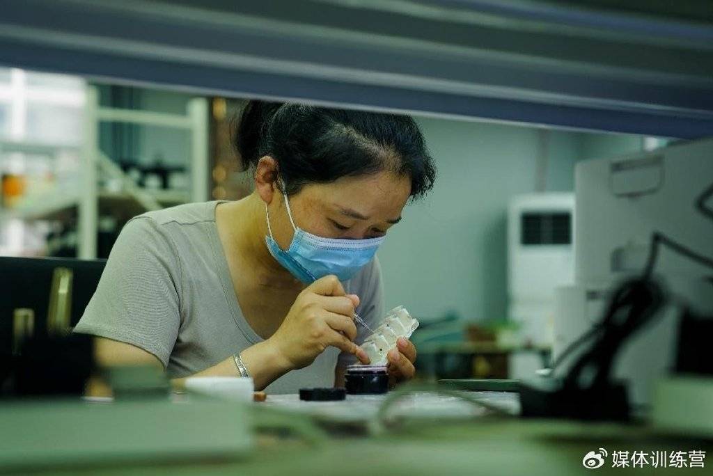 中国社科大报告：拼多多带动逾5500万人就业