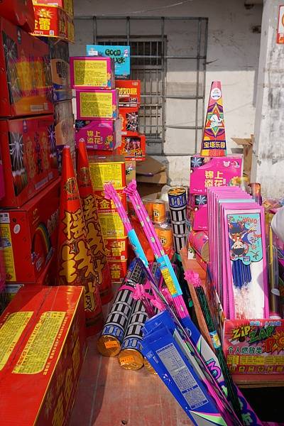 網(wǎng)紅煙花“加特林”價格下跌30%，業(yè)內(nèi)人士稱：行業(yè)很卷，甚至有廠家9塊9甩貨