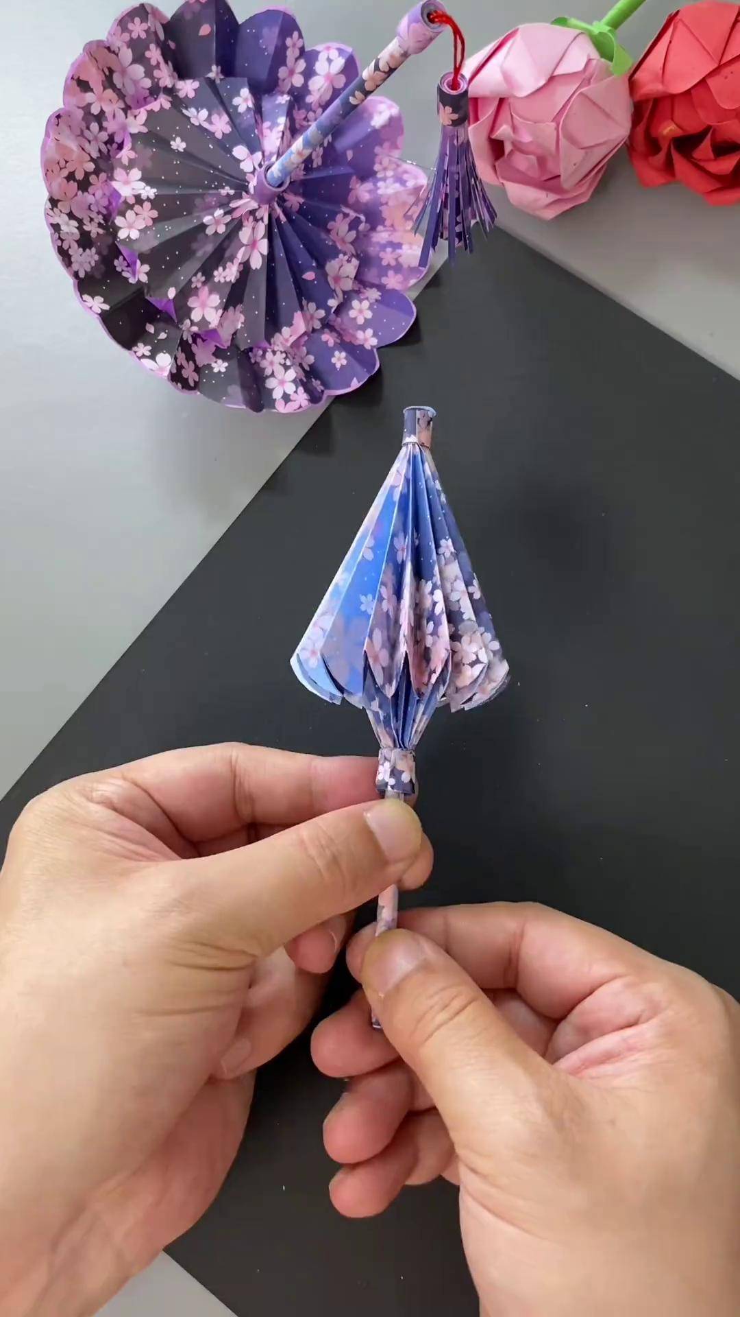 可以打开的雨伞吧亲子手工 幼儿手工 儿童创意手工 手工折纸 幼儿创意