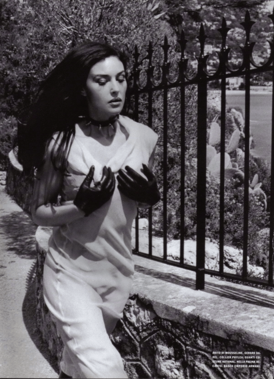 莫妮卡·贝鲁奇 | helmut newton_赫尔穆特·纽顿_摄影_镜头