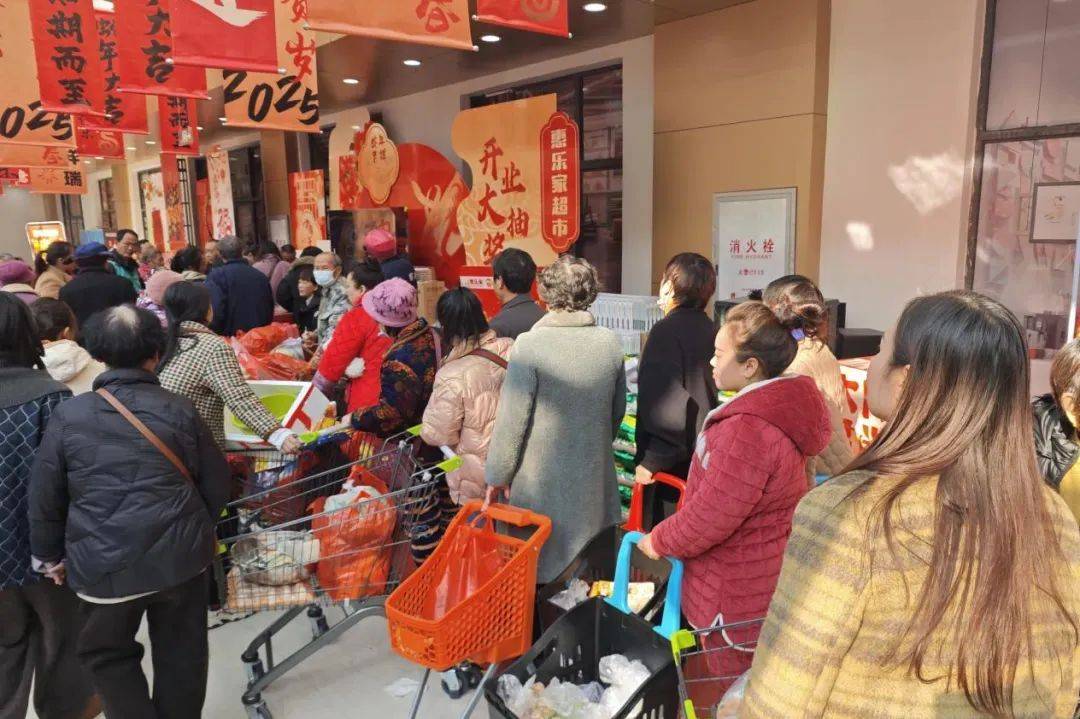 昌江区“春节档”商贸消费爆火(图4)