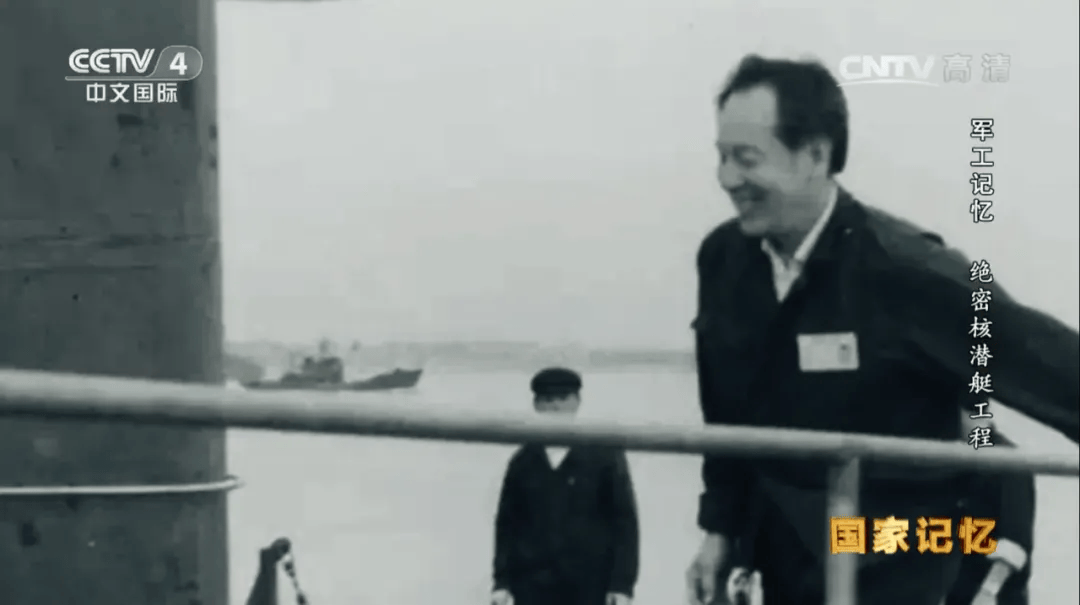 武汉的鲜花被抢光了这张合影已空无6686体育网址一人…(图12)