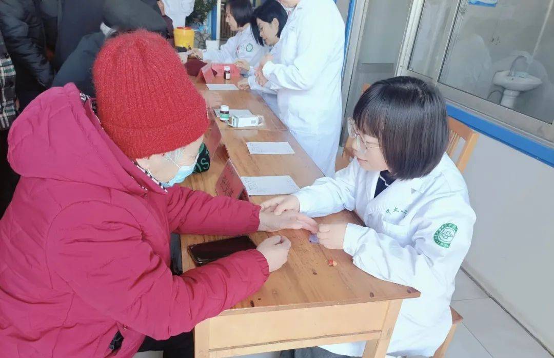 包含山東中醫藥大學第四附屬醫院（淄博市中醫院）問診代掛陪診就醫的詞條