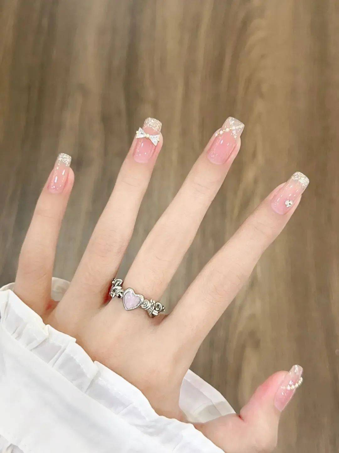 美甲|温柔蝴蝶结