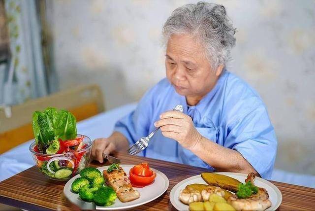 脂肪肝患者早餐的“雷区”，你踩了几个？
