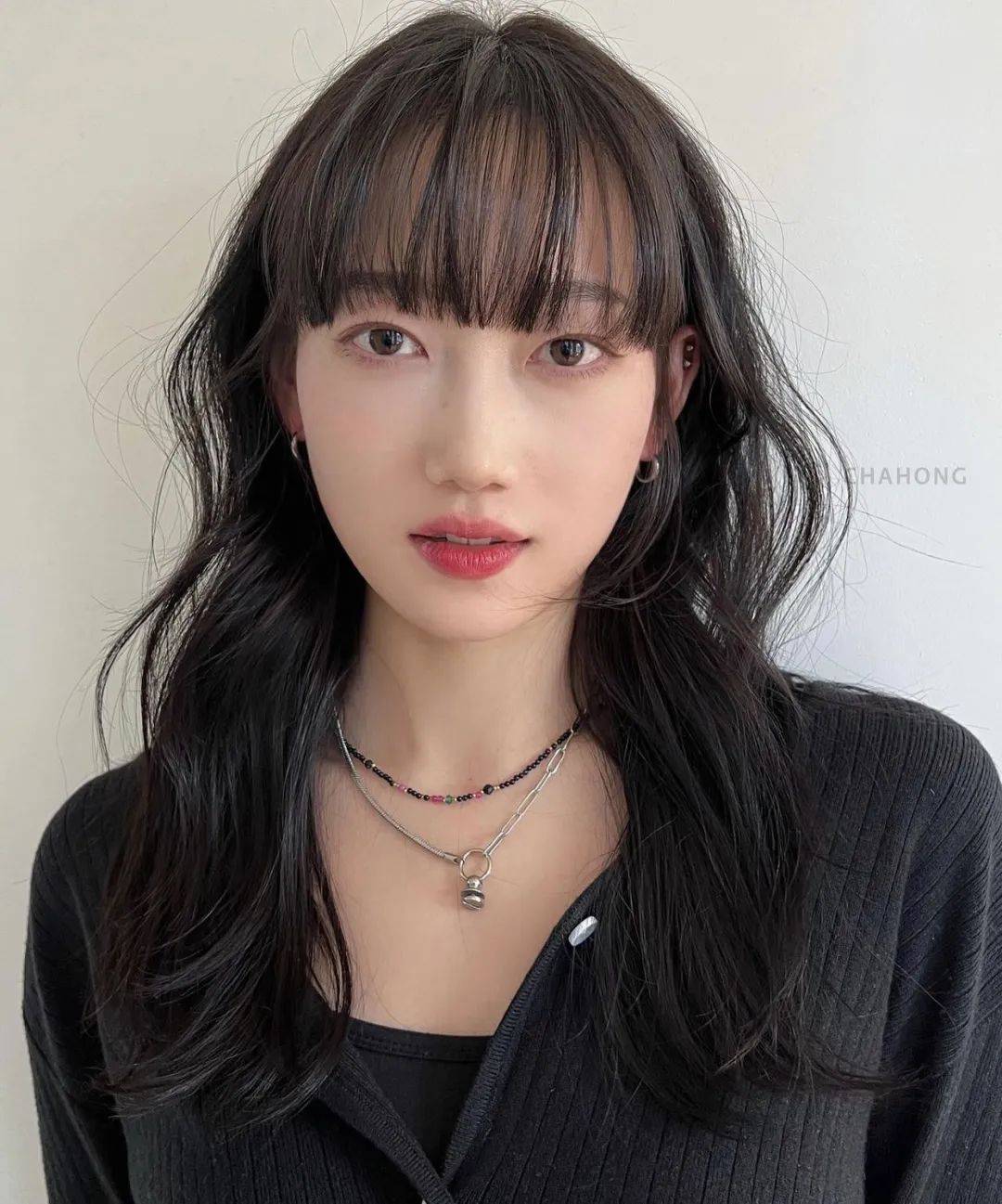 女明星氛围感长卷发让你美出新高度