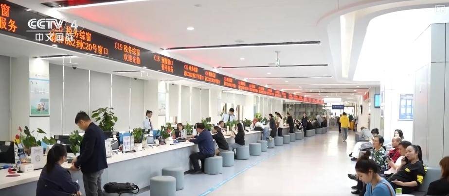 国家减税万亿，各地发力推动民营经济蓬勃发展 减税与地方举措双管齐下，民营经济发展势头正劲