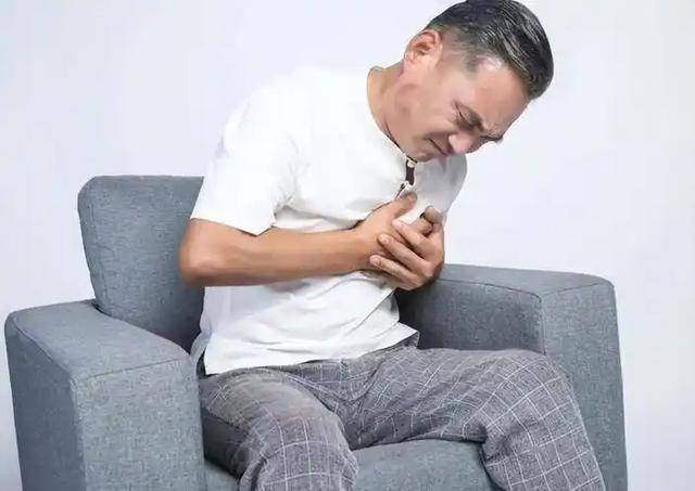 夜间睡眠暗示肺部健康，你知道吗？，夜间睡眠异常，可能是肺部疾病的信号！