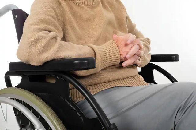 警惕疾病根治骗局，科学管理健康生活