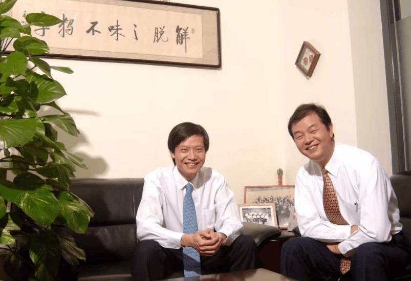 从青涩少年到魅力企业家，雷军气质进化大揭秘